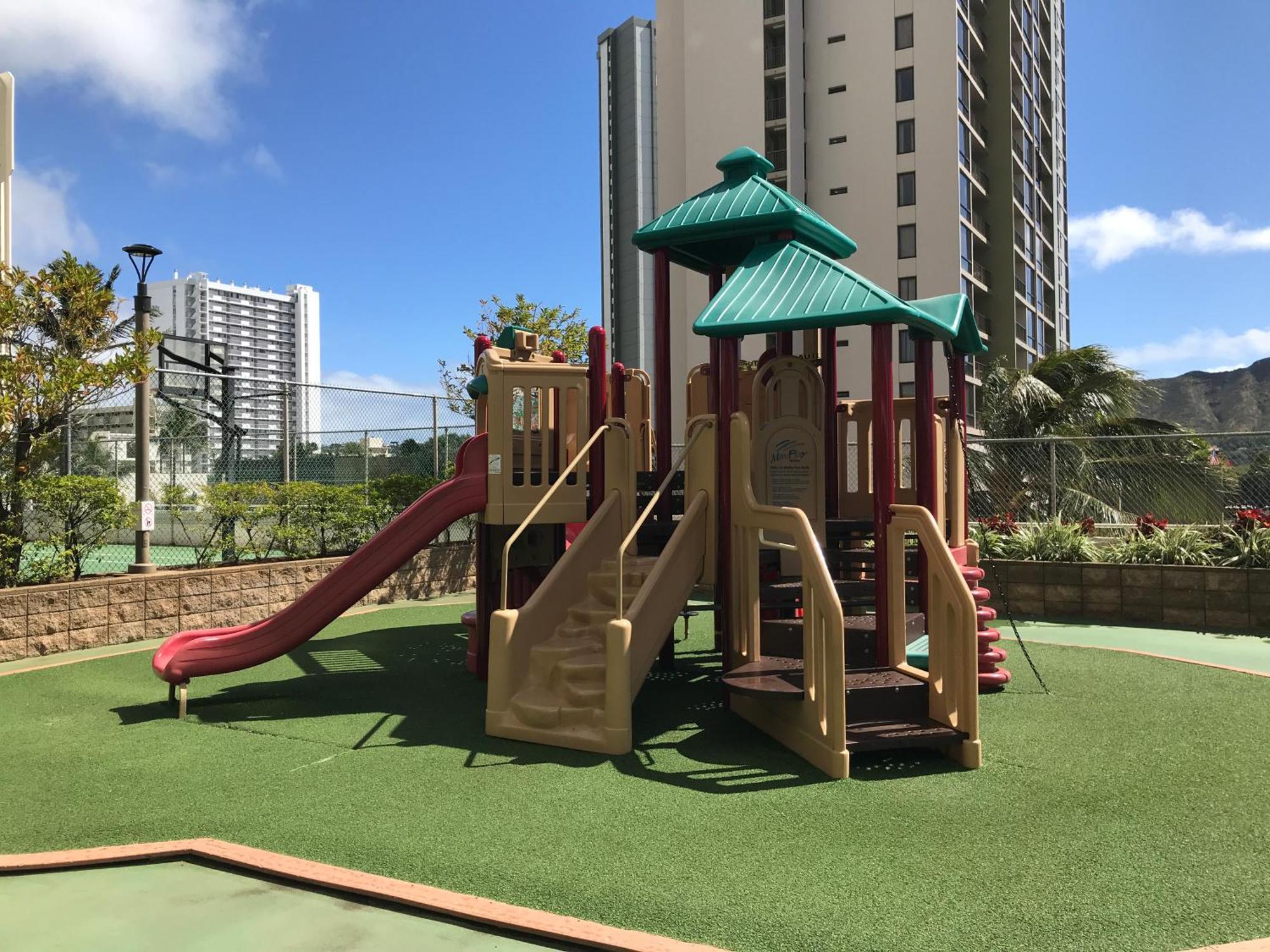 Waikiki Ocean View King Bed & Free Parking Apartment Honolulu
